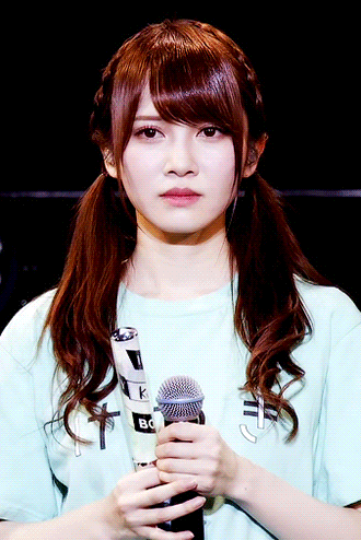 最近気になってる女性アイドル教えて🎤