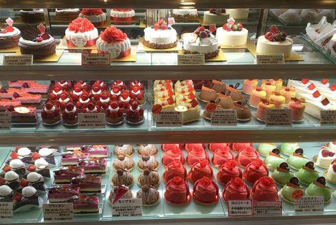 ケーキ屋さんのケーキを買う頻度
