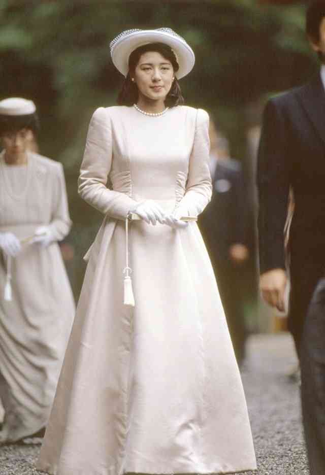 どうでもいい皿ほどなかなか割れない