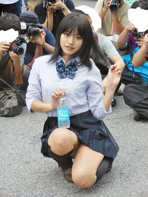 “恐ろしく美しい元自衛官”かざり「スマートスパイス」初女性モデルに