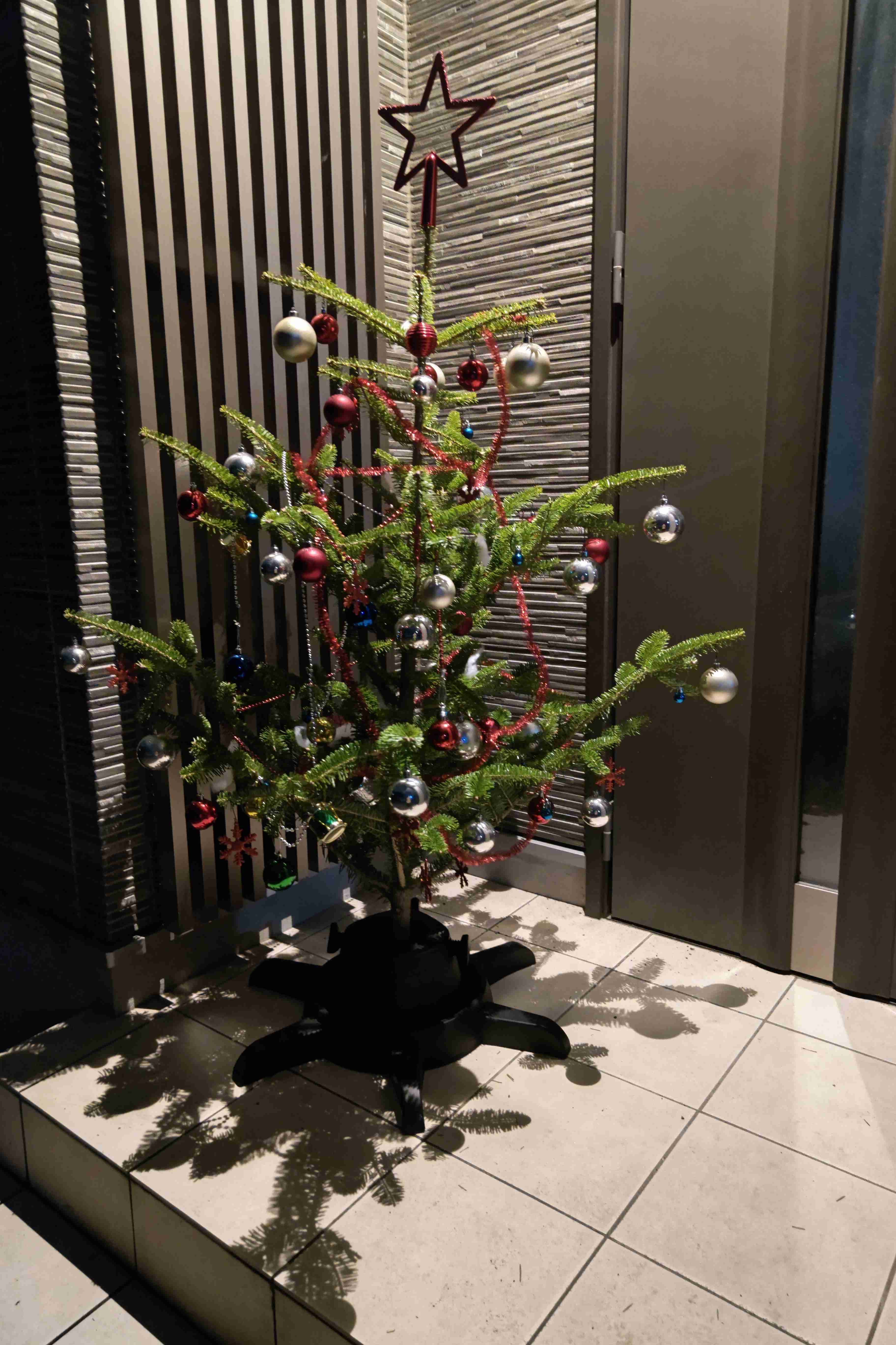 みんなのクリスマスツリーみせて!