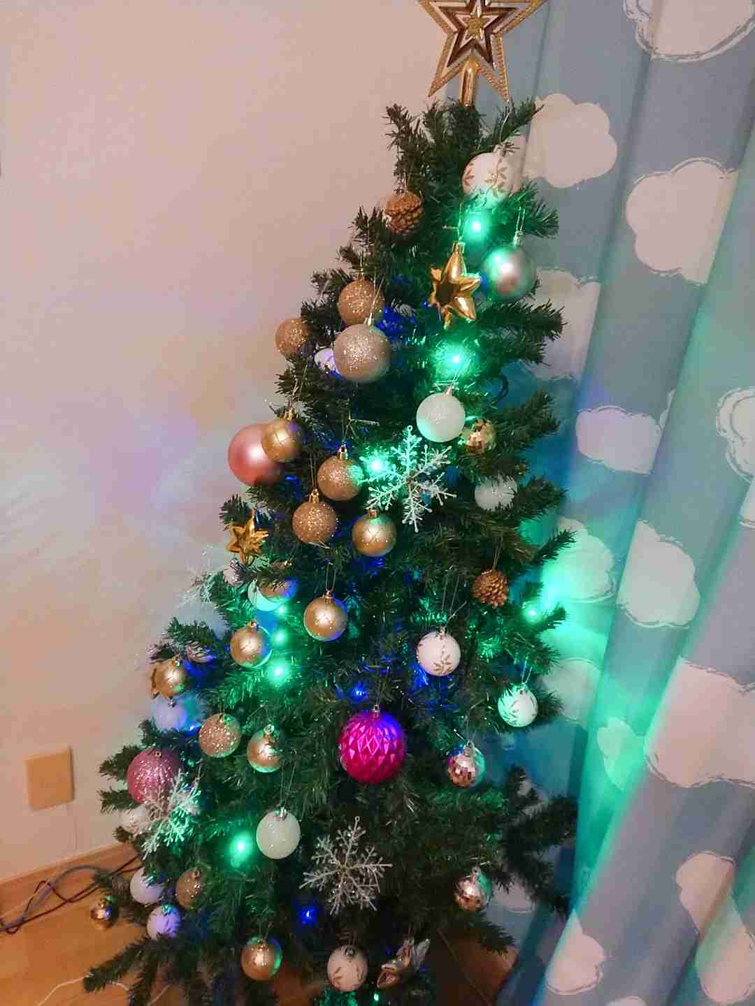 みんなのクリスマスツリーみせて!