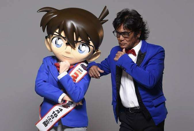 手持ちのコスメを見せてパーソナルカラーを当てるトピ