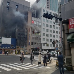 大阪・北新地のビルで火災　20人逃げ遅れとの情報　重体複数人か