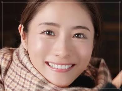 石原さとみ「35歳になりました！」事務所インスタの2021年の“トリ”務める