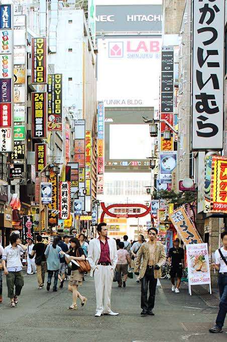 歌舞伎町・男性死亡　指名手配の24歳が出頭、傷害致死容疑で逮捕