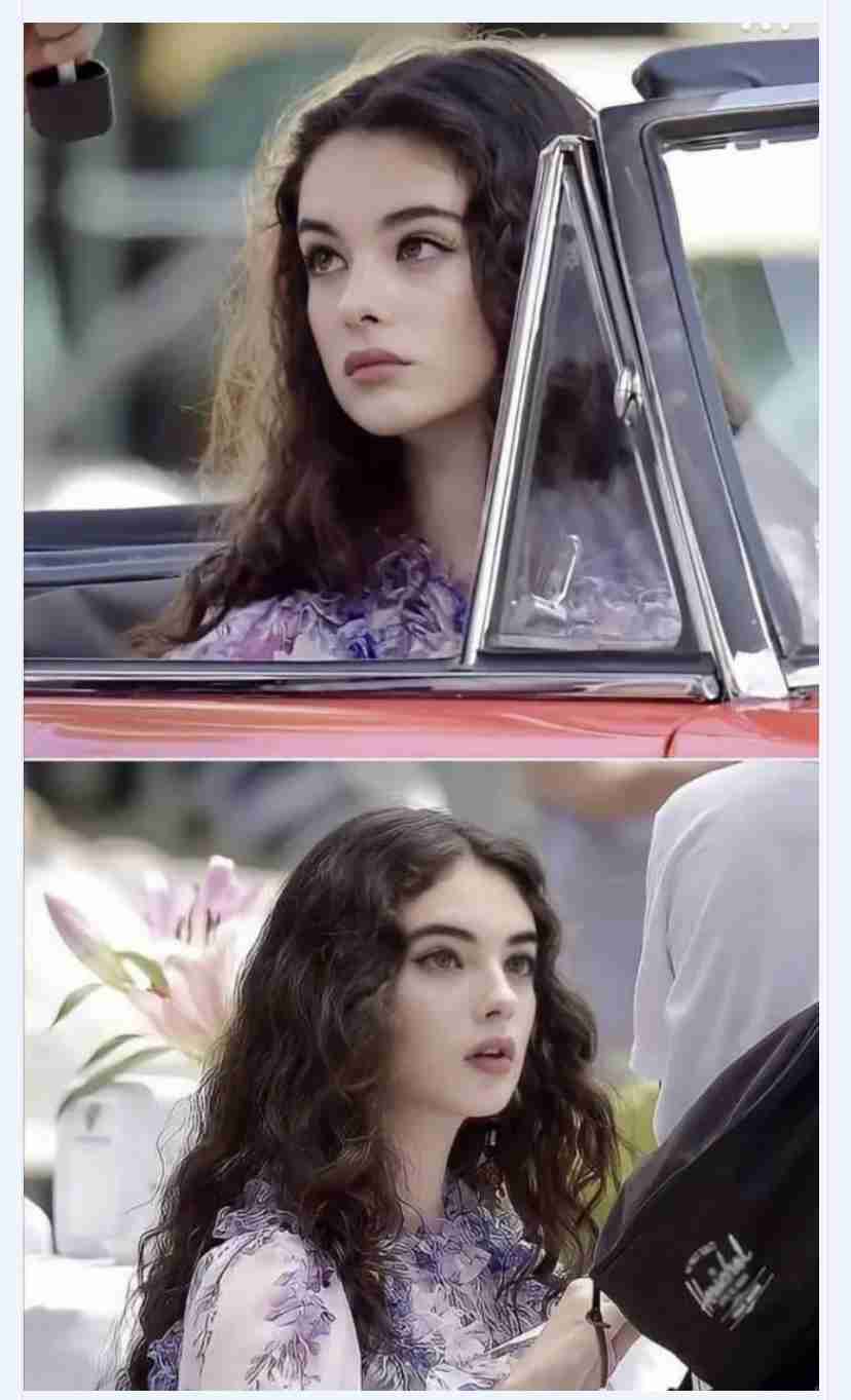 「若さには執着しない」。57歳、モニカ・ベルッチのエイジング論。