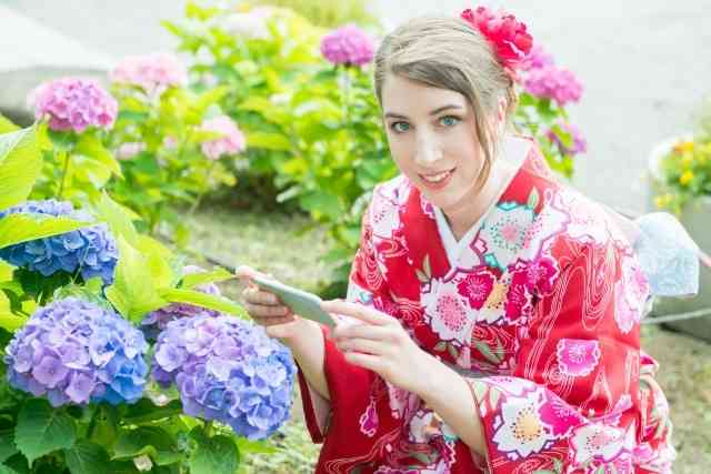 日本を満喫してる海外セレブの画像