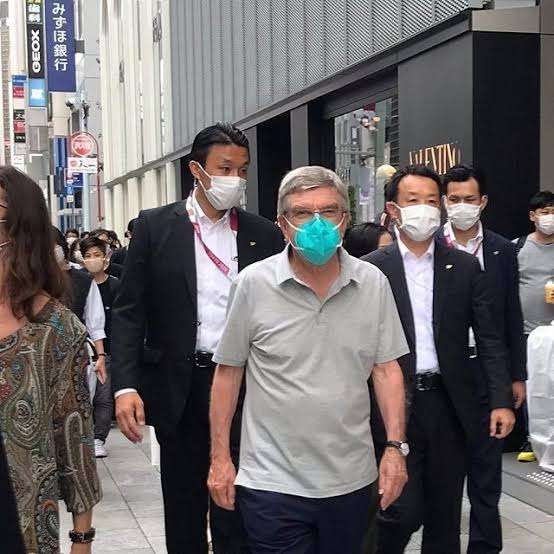 日本を満喫してる海外セレブの画像