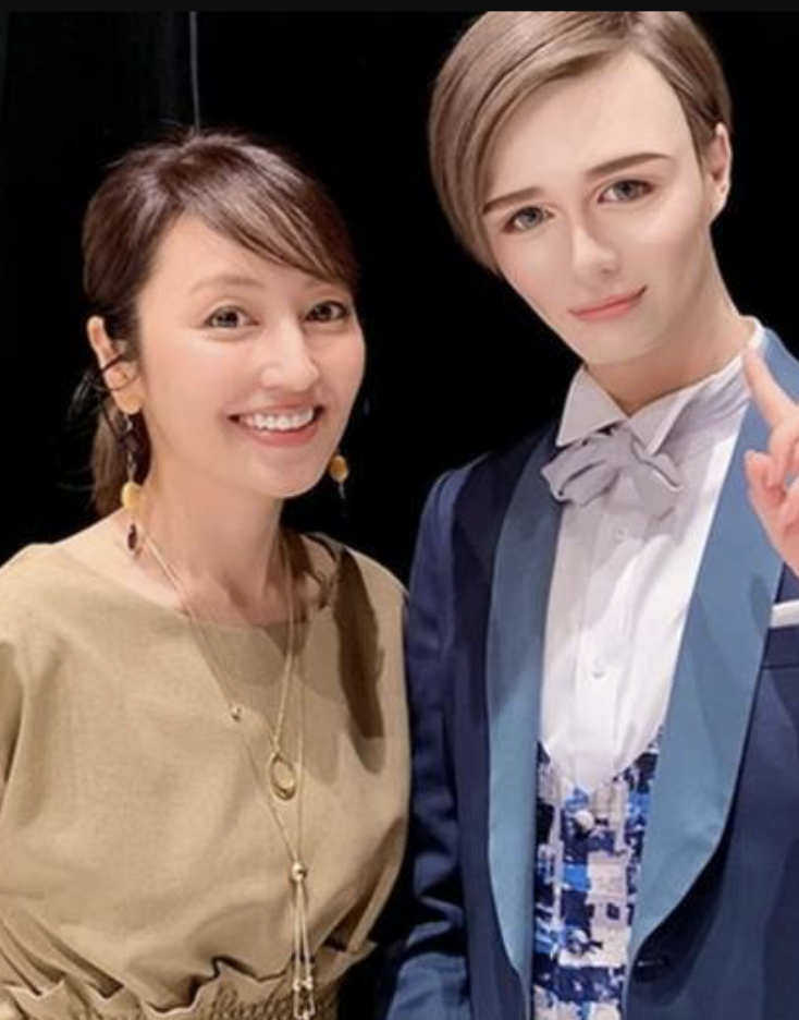 デパートの〇〇売り場で働いてそうな有名人の画像