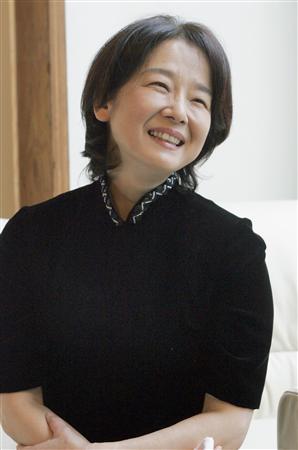 デパートの〇〇売り場で働いてそうな有名人の画像