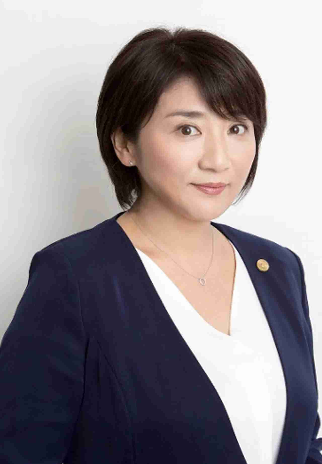 デパートの〇〇売り場で働いてそうな有名人の画像