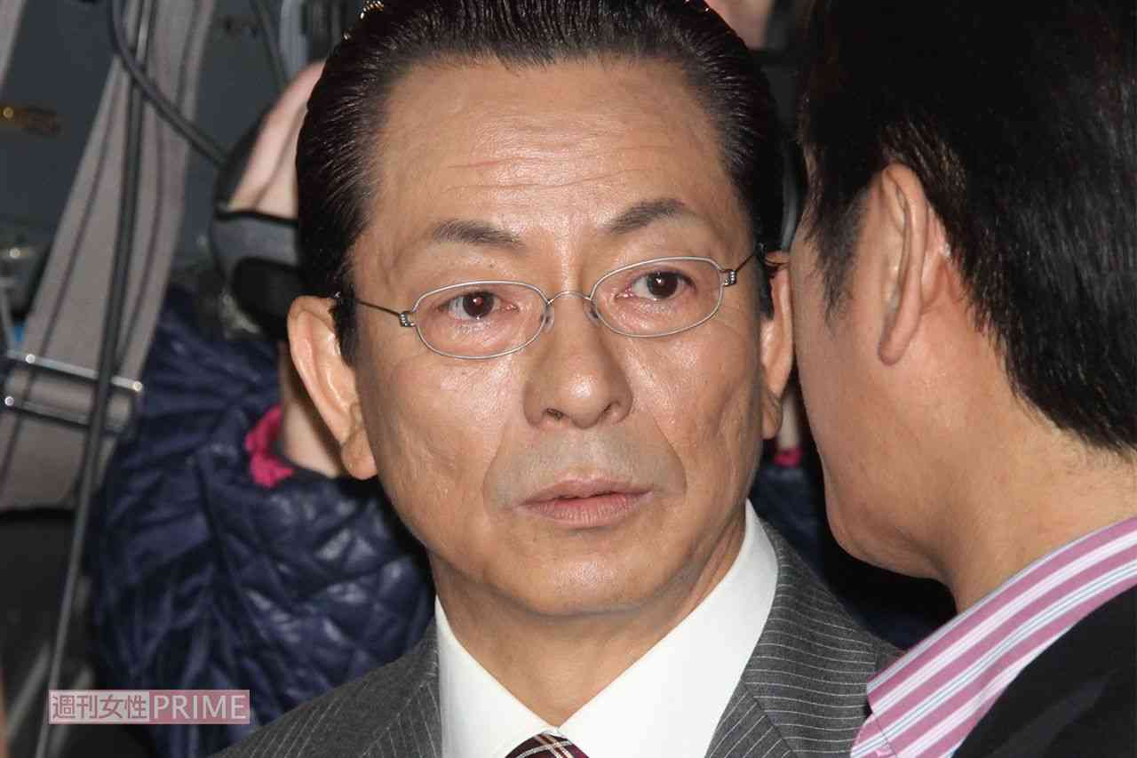 48歳母、22歳娘になりきり大学に通う 20代彼氏ができるも気付かず、娘の名前で借金も