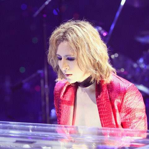緊急搬送のYOSHIKI　米国コロナ考慮し、年明けも日本滞在報告「みんな心配かけてごめんなさい」