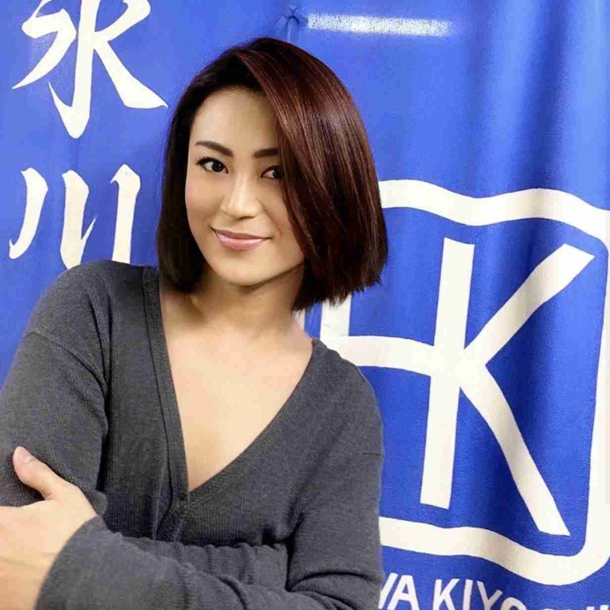 女装が綺麗な男性芸能人