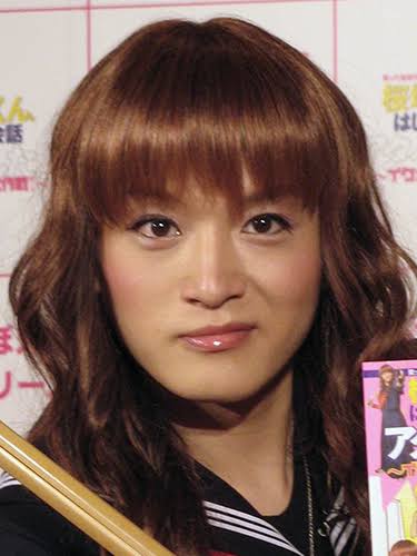 女装が綺麗な男性芸能人