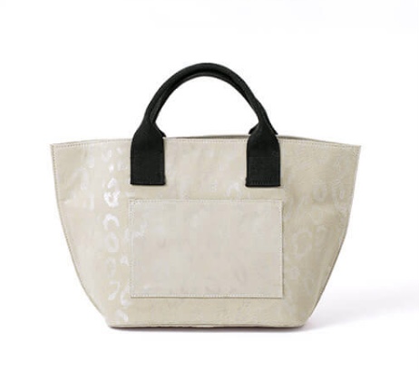 今日のバッグ見せて