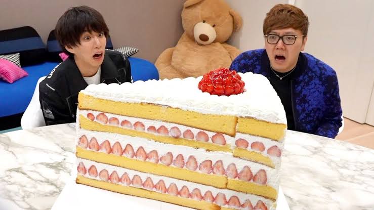 ケーキを均等に切る装置、高校生が発明　きっかけは家での争奪戦
