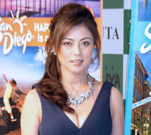 武田久美子、53歳最新ショットに「お綺麗です」「男性の夢」の声…抜群スタイルも話題に