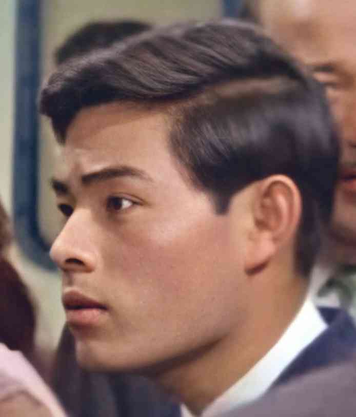 高木ブー　70年以上前の高校時代のスリムな白黒写真に反響　「デートして」「なんとなく面影あります」