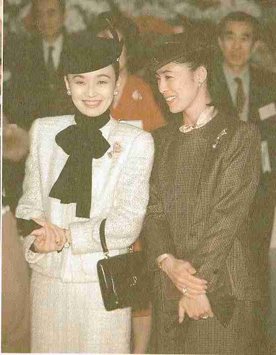 【写真撮影】カメラ目線？はずす？