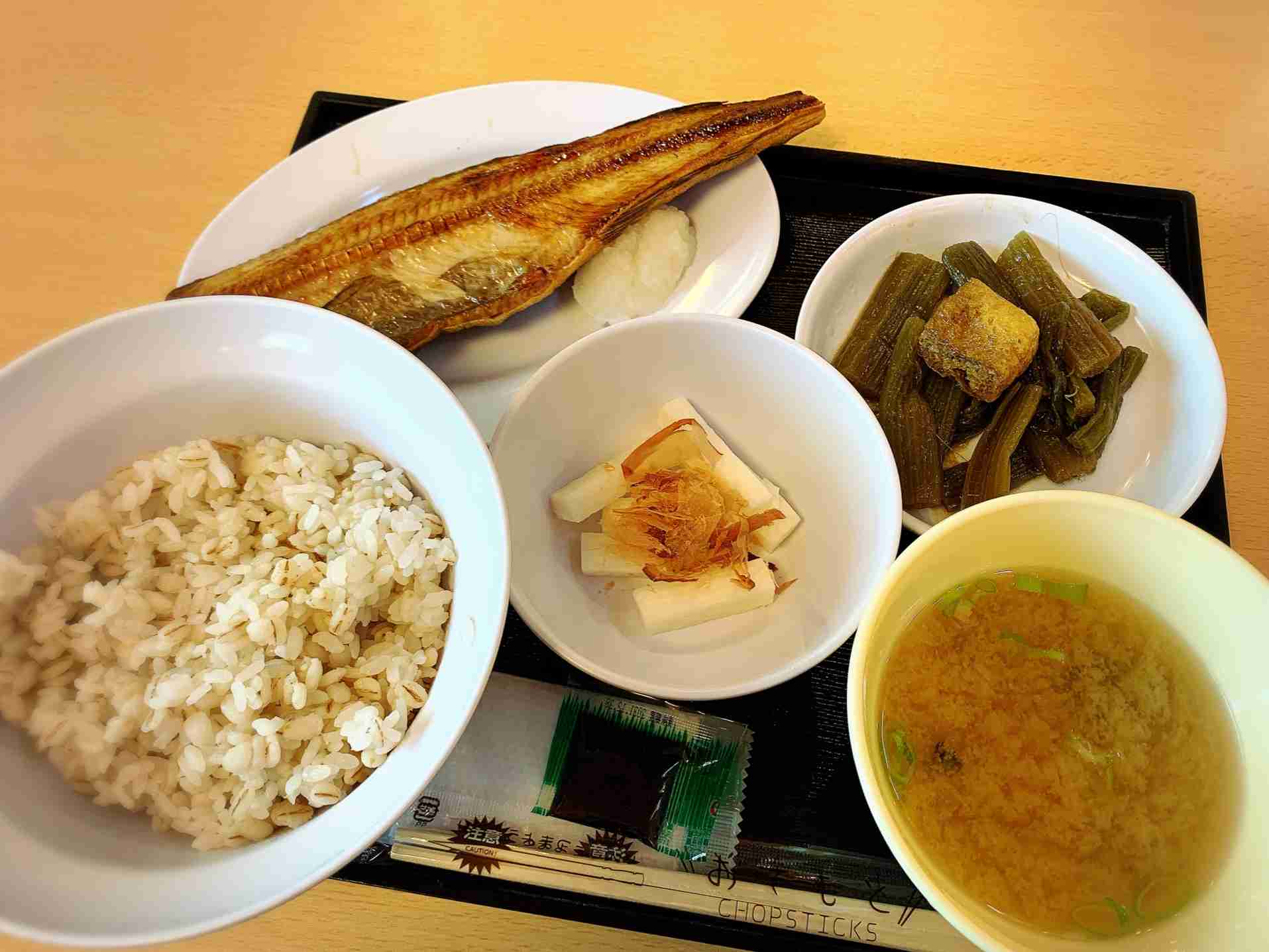 「刑務所にいけば飯がタダ」男が路上生活者の知人に犯行ほのめかす 焼き肉店立てこもり事件
