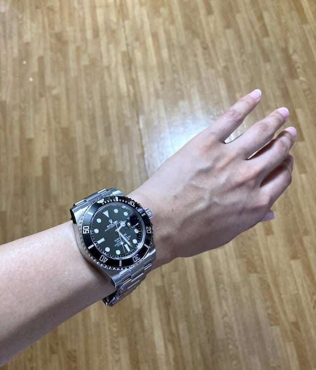 メンズ用の時計をつけたい