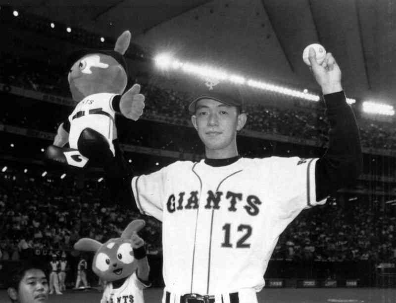 元プロ野球選手を逮捕　秋田でシャンパン盗んだ疑い