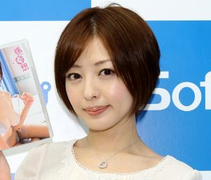小川菜摘の“アラ還あるある”がおもしろい！美と健康の秘訣は「浜田雅功との夫婦漫才」
