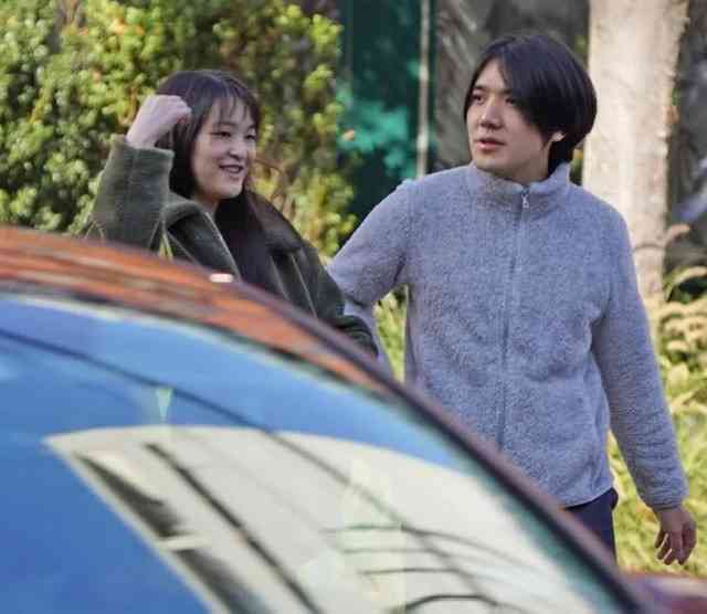 立っているときの手の位置