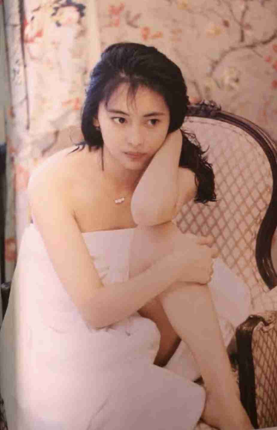 中山美穂、すっぴんの51歳最新ショットにファン感動「かわいすぎます」「めちゃくちゃ美しい」