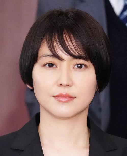 東出昌大はやっぱり必要の声…『コンフィデンスマンJP』の “呪術超え” 首位発進で見せた俳優としての価値