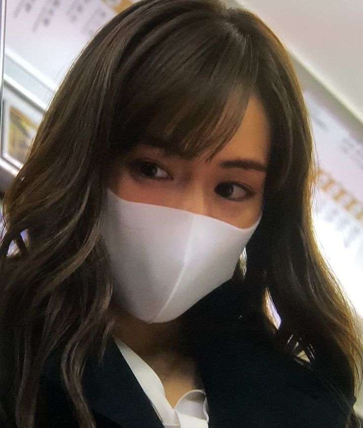 マスク姿の芸能人を貼ろう