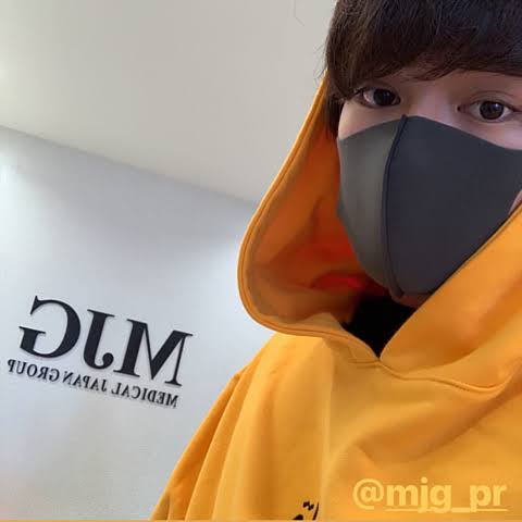 マスク姿の芸能人を貼ろう