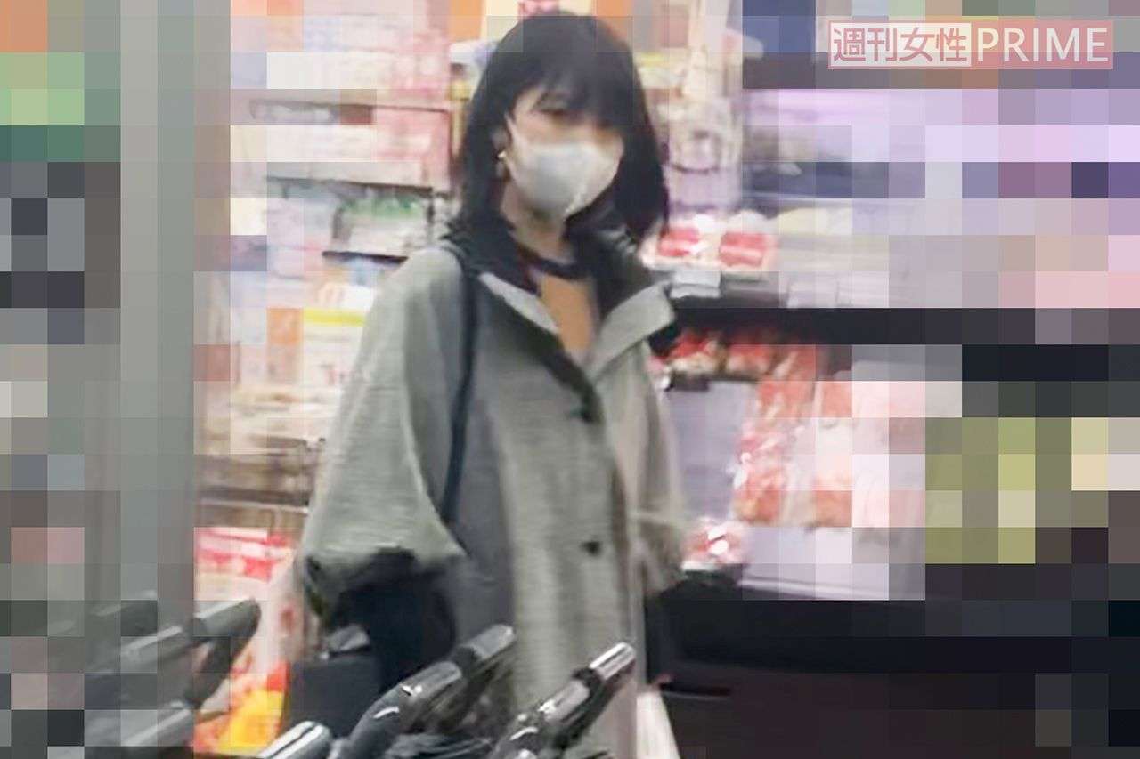 マスク姿の芸能人を貼ろう