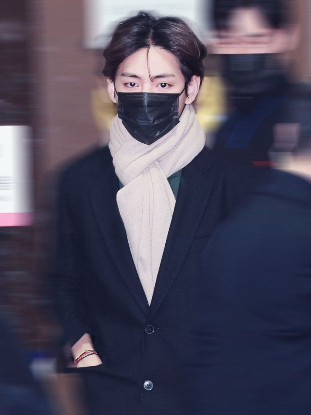 マスク姿の芸能人を貼ろう