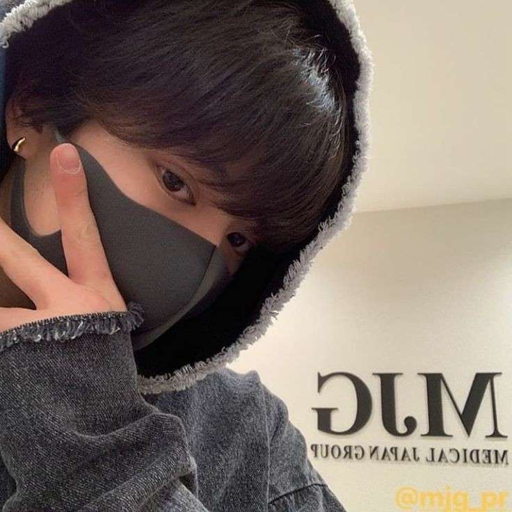 マスク姿の芸能人を貼ろう