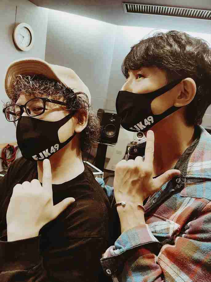 マスク姿の芸能人を貼ろう