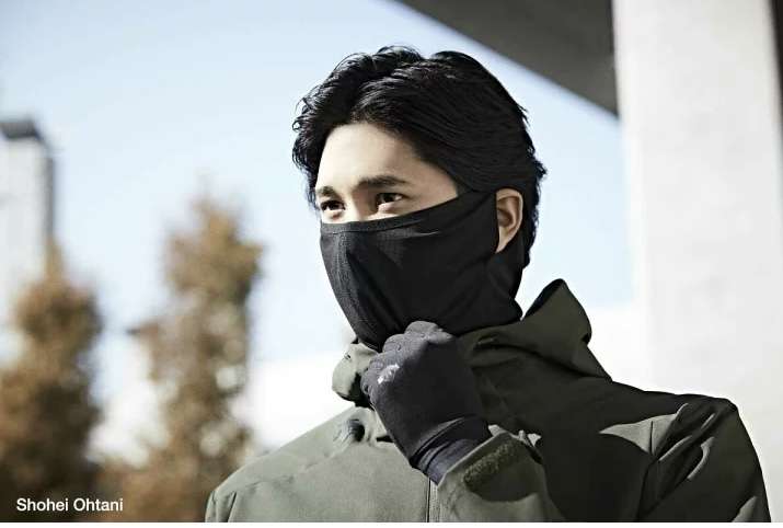 マスク姿の芸能人を貼ろう