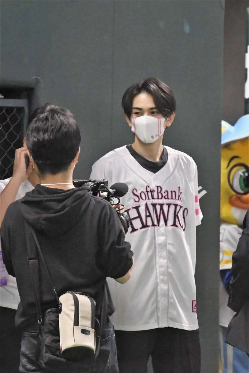 マスク姿の芸能人を貼ろう