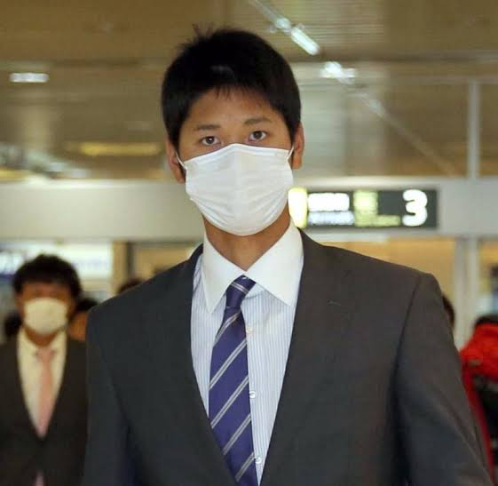 マスク姿の芸能人を貼ろう