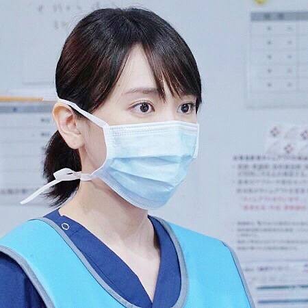 マスク姿の芸能人を貼ろう