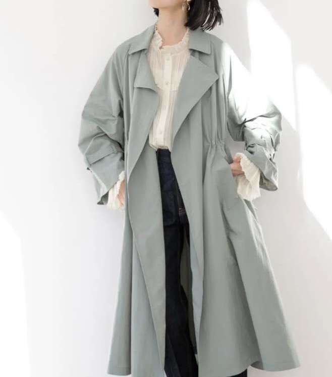 大人顔の人の春服