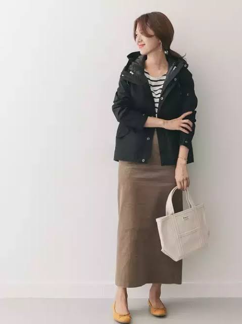 大人顔の人の春服