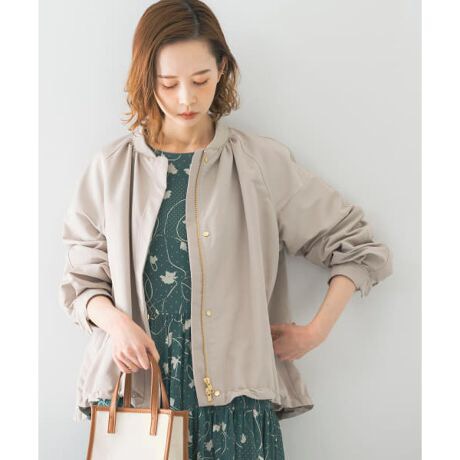 大人顔の人の春服