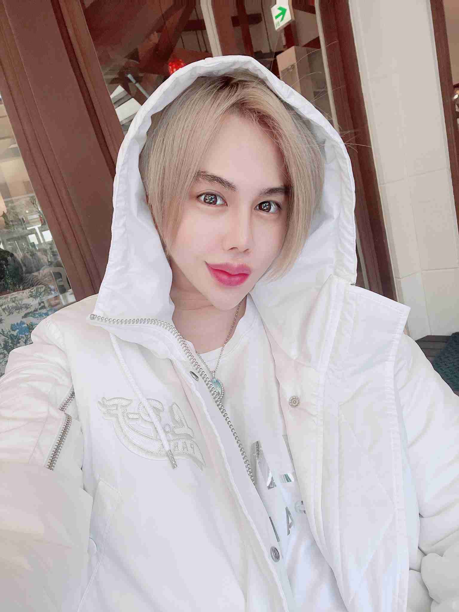 今現在好きな芸能人、ファン歴何年ですか？