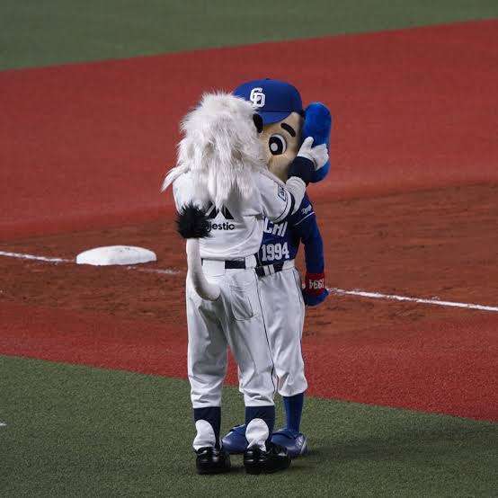 プロ野球マスコットキャラクター達のおもしろ画像part5