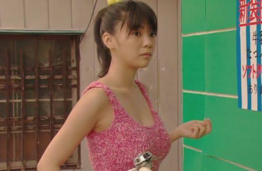 倉科カナ、デビュー当時の写真公開　「今も昔も可愛すぎ」「変なの1枚紛れ込んでる」