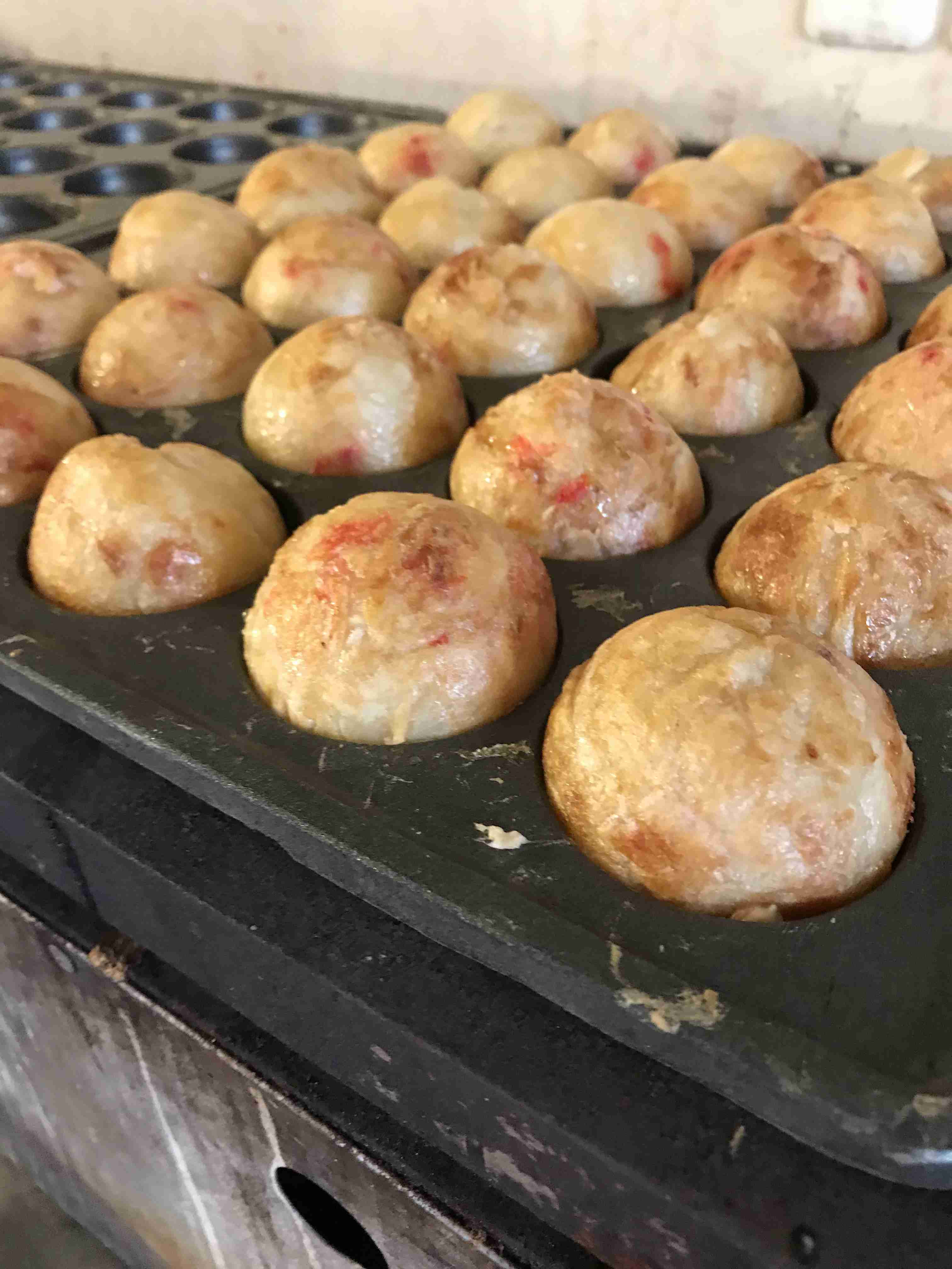 好きなたこ焼きは表面カリカリ派?しっとり派?