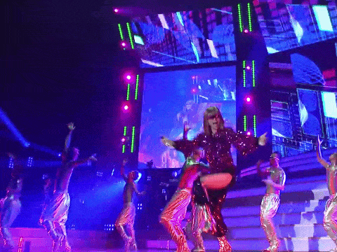 浜崎あゆみが意味深メッセージ「お決まりのつまんないルール、押し付けられたくない」